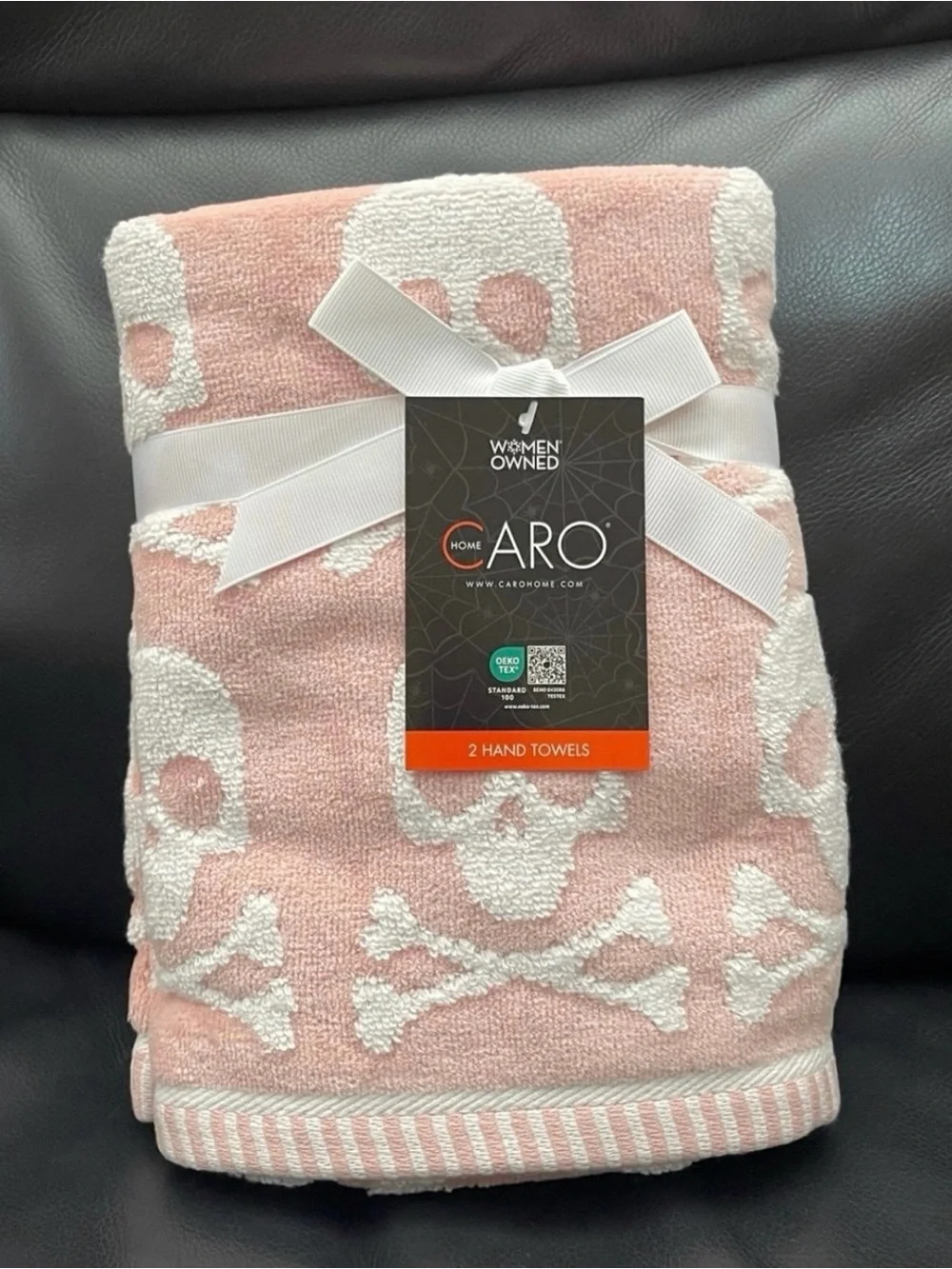 CARO HOME Halloween Pink Skull Hand Towels, Set of 2 - Pink Skulls Hand Towels